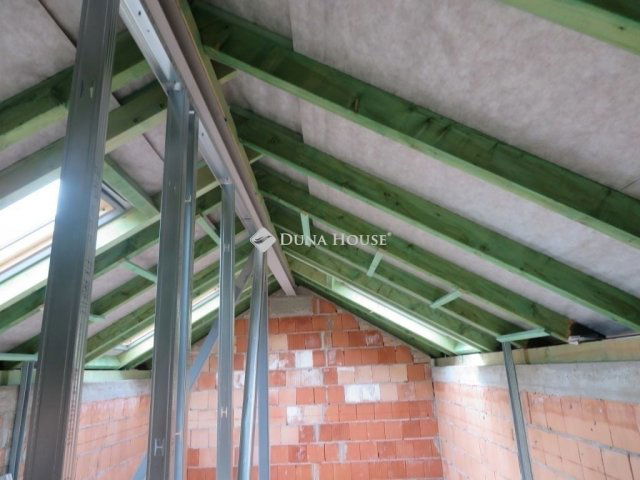 Eladó ikerház, Szegeden 99 M Ft, 3 szobás / költözzbe.hu