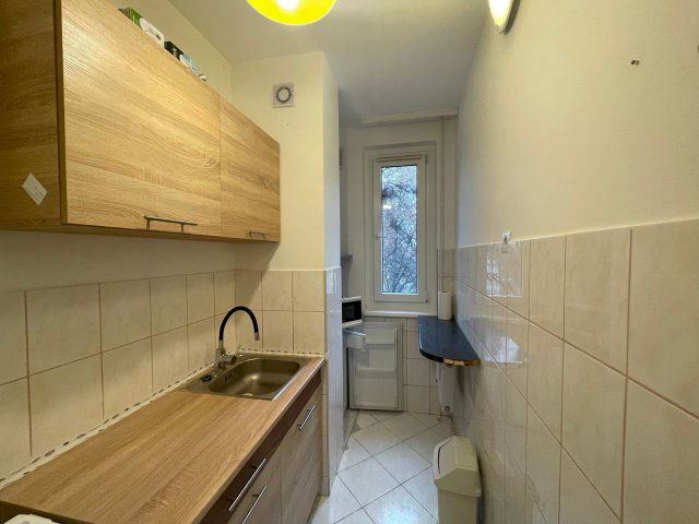 Kiadó panellakás, albérlet, Miskolcon, Sályi István utcában