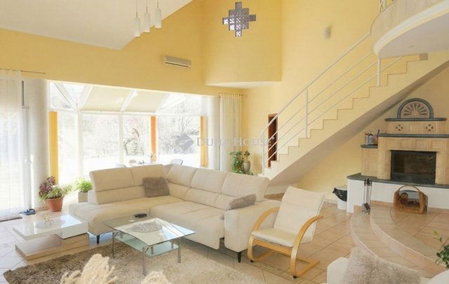 Eladó családi ház, Zalaegerszegen 205 M Ft, 7 szobás