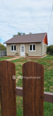 Eladó családi ház, Tiszaörsön 18.5 M Ft, 1 szobás