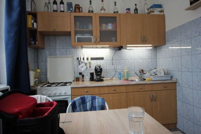 Eladó panellakás, Kecskeméten 57.6 M Ft, 3 szobás