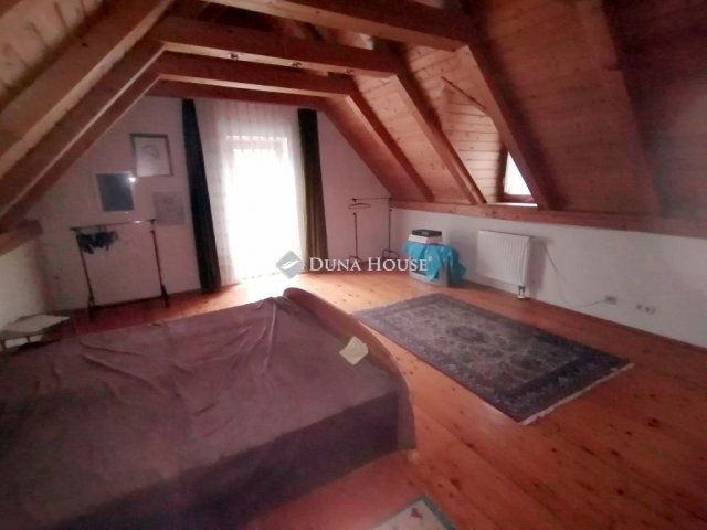 Eladó családi ház, Tökön 115 M Ft, 4 szobás