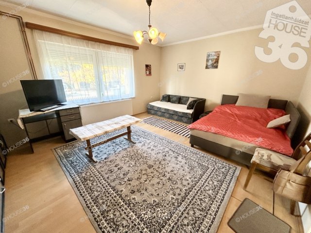 Eladó családi ház, Kecskeméten 84.9 M Ft, 3 szobás