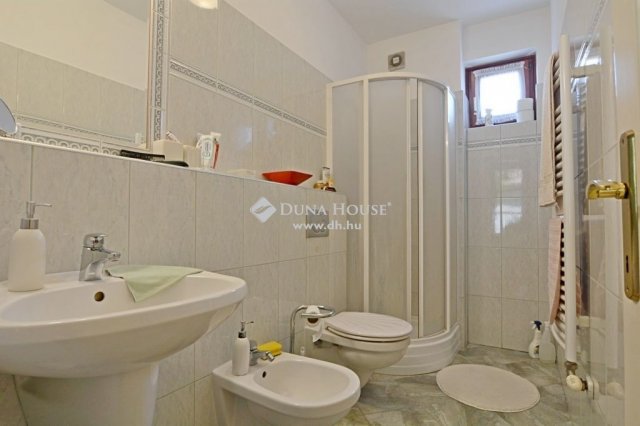 Eladó családi ház, Kiskunfélegyházán 149.9 M Ft, 5 szobás