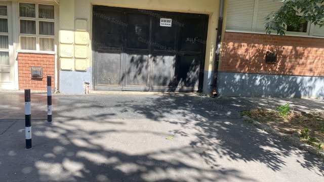 Eladó garázs, Szolnokon 15 M Ft, 1 szobás / költözzbe.hu