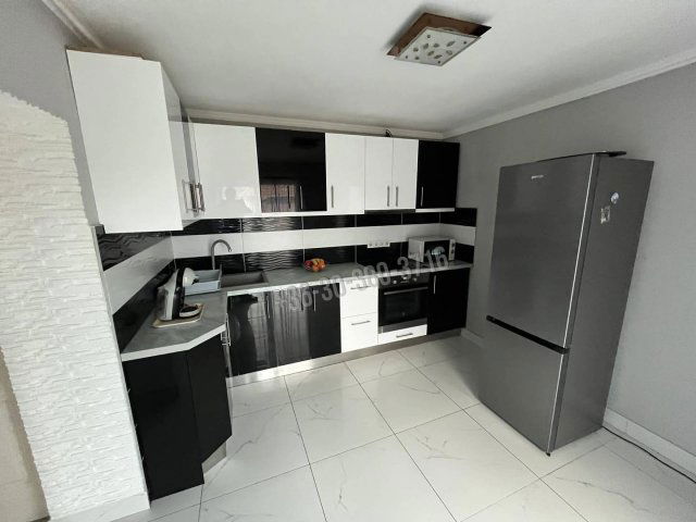 Eladó családi ház, Ercsiben 42 M Ft, 3 szobás