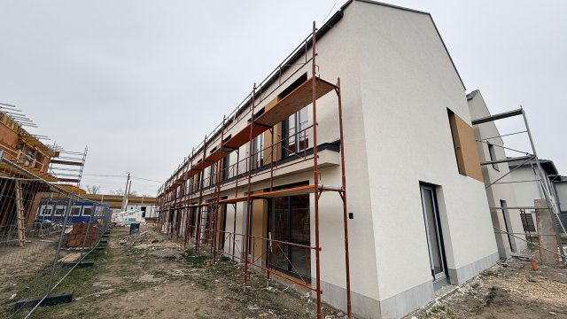 Eladó téglalakás, Dunaharasztin 110.5 M Ft, 4 szobás