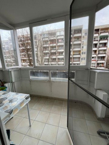 Eladó panellakás, Debrecenben 41.9 M Ft, 1 szobás