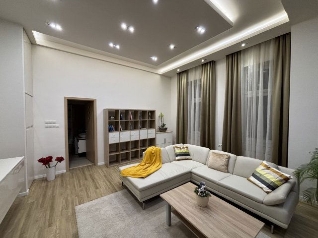 Eladó téglalakás, Budapesten, IX. kerületben, Kinizsi utcában