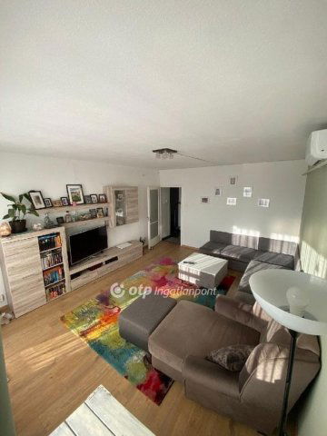 Eladó panellakás, Budapesten, XXI. kerületben 64.9 M Ft, 3 szobás