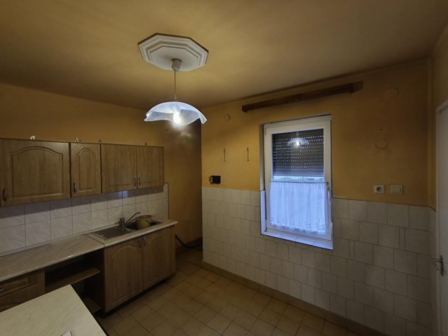 Eladó családi ház, Zalahalápon 55 M Ft, 5 szobás