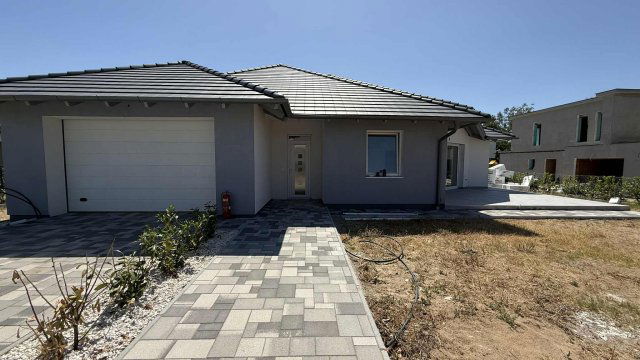 Kiadó családi ház, albérlet, Dunaharasztin 900 E Ft / hó