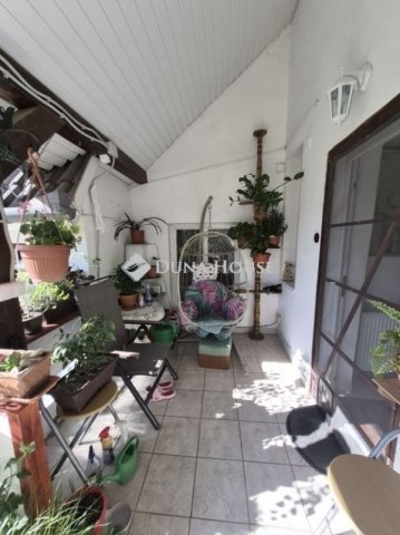 Eladó téglalakás, Pécsett 49.99 M Ft, 2 szobás