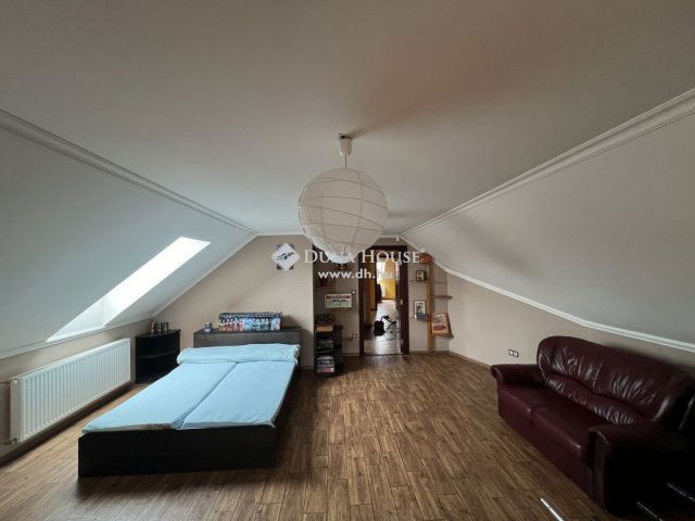 Eladó családi ház, Halásztelken 165 M Ft, 7 szobás