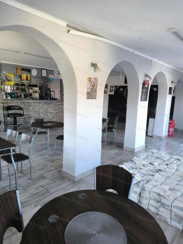 Eladó üzlethelyiség, Tiszaföldváron 21 M Ft, 3 szobás