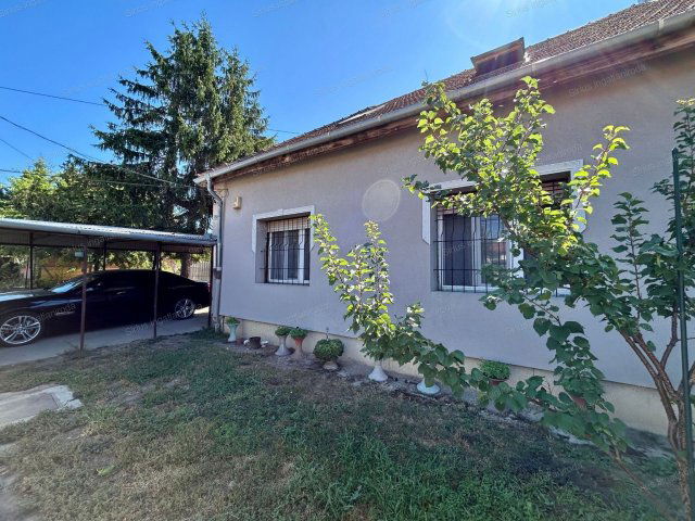 Eladó családi ház, Budapesten, XX. kerületben, Valéria utcában