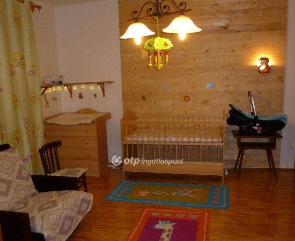 Eladó téglalakás, Budapesten, XXII. kerületben 85 M Ft, 4 szobás