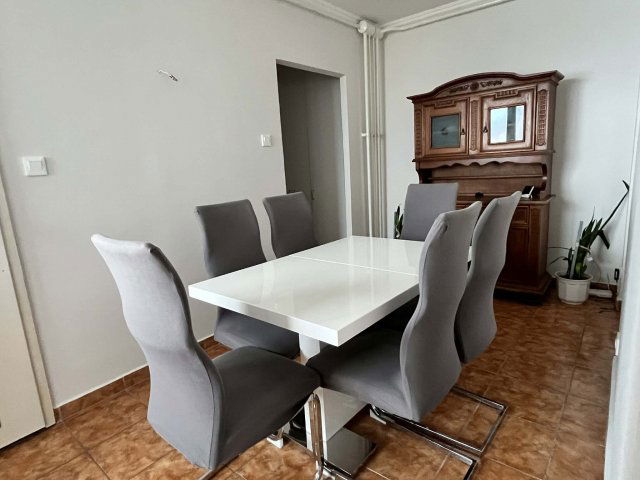 Eladó panellakás, Debrecenben 62.9 M Ft, 1+2 szobás