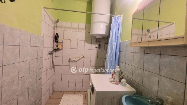 Eladó családi ház, Jászberényben 34.9 M Ft, 3 szobás