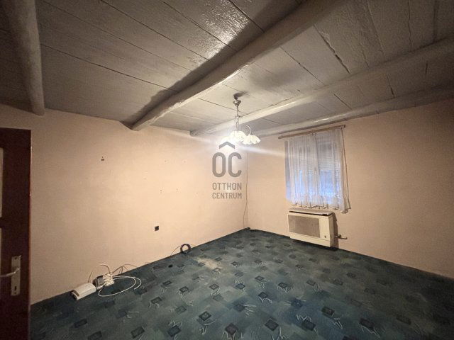 Eladó családi ház, Nyáregyházán 27.5 M Ft, 2 szobás