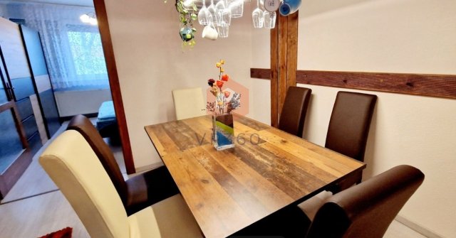 Kiadó téglalakás, albérlet, Pécsett 170 E Ft / hó, 2 szobás