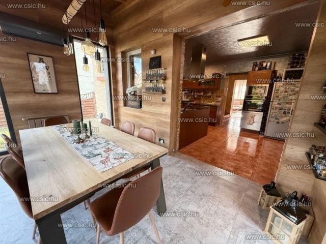 Eladó ikerház, Budapesten, XVII. kerületben 160 M Ft, 5 szobás