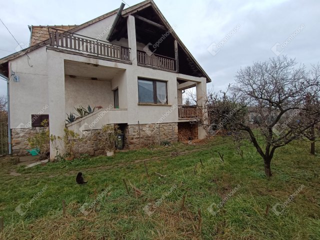 Eladó családi ház, Harkán 97 M Ft, 5 szobás