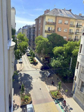 Eladó téglalakás, Budapesten, XIII. kerületben 132 M Ft