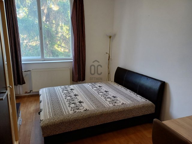 Eladó téglalakás, Kecskeméten 24 M Ft, 1 szobás