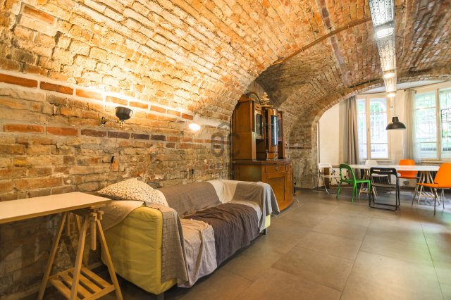 Eladó ipari ingatlan, Budapesten, VI. kerületben 74.9 M Ft