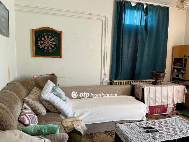 Eladó téglalakás, Bonyhádon 21 M Ft, 2+1 szobás