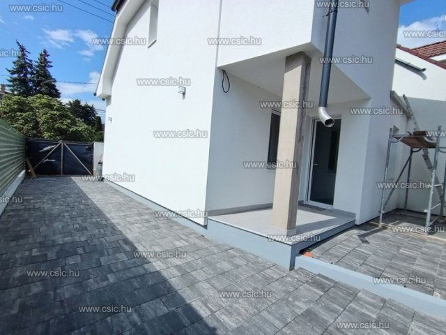 Eladó ikerház, Budapesten, XVI. kerületben 139.9 M Ft, 4 szobás
