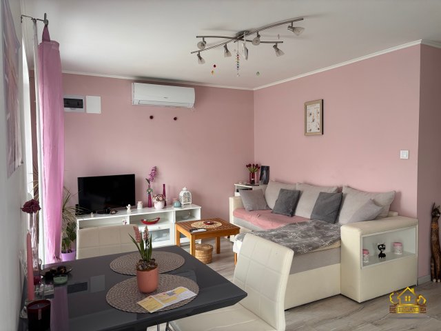 Eladó nyaraló, Szigethalmon 69.5 M Ft, 2 szobás