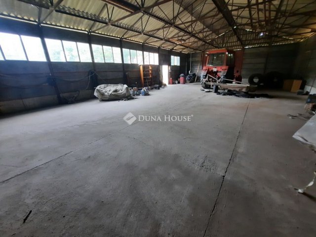 Eladó mezogazdasagi ingatlan, Kiskunfélegyházán 88 M Ft