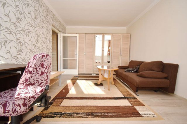 Kiadó panellakás, albérlet, Debrecenben 230 E Ft / hó, 2 szobás