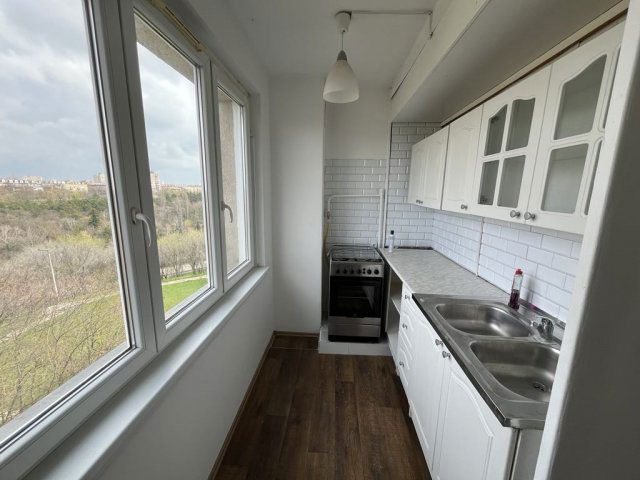 Kiadó panellakás, albérlet, Dunaújvárosban 140 E Ft / hó