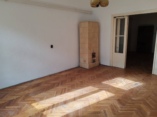 Eladó családi ház, Békéscsabán 41 M Ft, 2 szobás