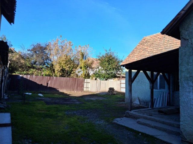 Eladó családi ház, Siófokon 29.9 M Ft, 4 szobás