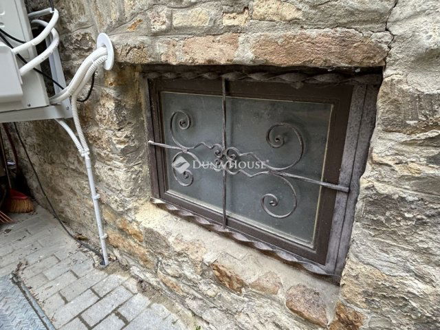 Eladó családi ház, Keszthelyen 112 M Ft, 4 szobás