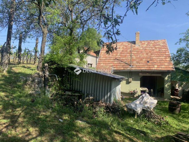 Eladó mezogazdasagi ingatlan, Szekszárdon 11.5 M Ft, 3 szobás