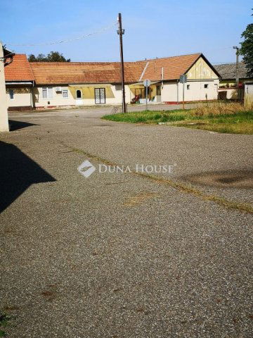 Eladó ipari ingatlan, Gávavencsellőn 94.9 M Ft