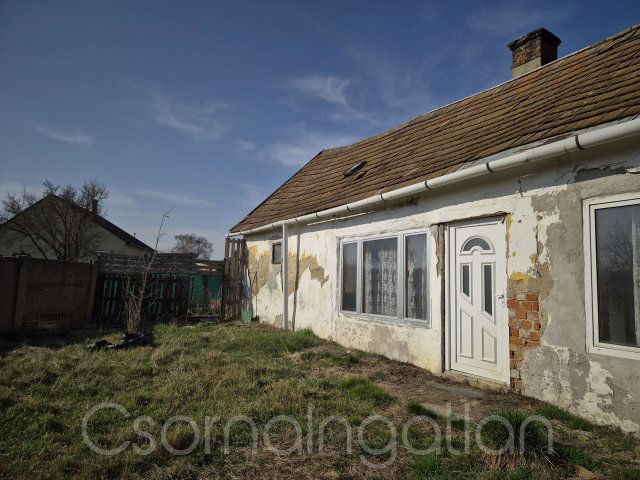 Eladó családi ház, Beleden 9 M Ft, 2 szobás