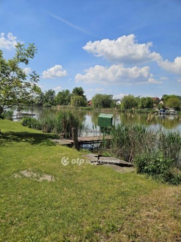 Eladó nyaraló, Dunaharasztin 57.9 M Ft, 1+1 szobás