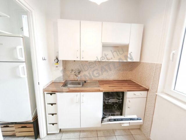 Kiadó téglalakás, albérlet, XII. kerületben, Szilassy úton