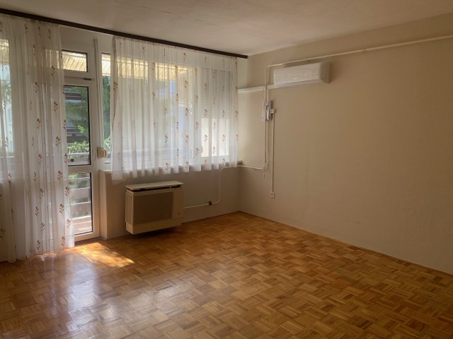 Eladó téglalakás, Egerben 44.9 M Ft, 2 szobás