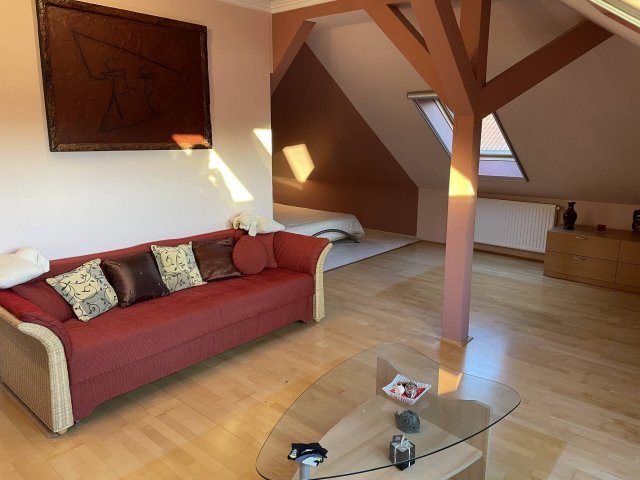 Eladó családi ház, Piliscsabán 198 M Ft, 5 szobás