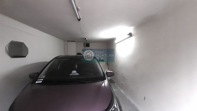 Eladó garázs, Kazincbarcikán, Csók István úton 5.9 M Ft
