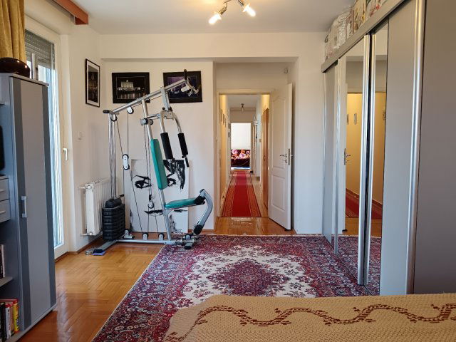 Eladó téglalakás, XIV. kerületben, Gödöllői utcában