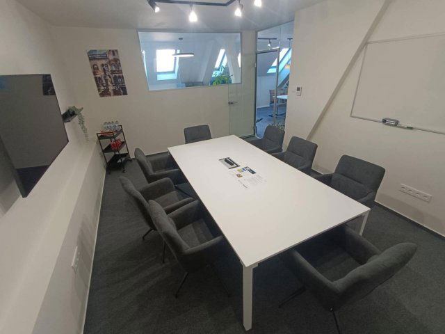 Kiadó iroda, Pécsett 154 E Ft / hó / költözzbe.hu