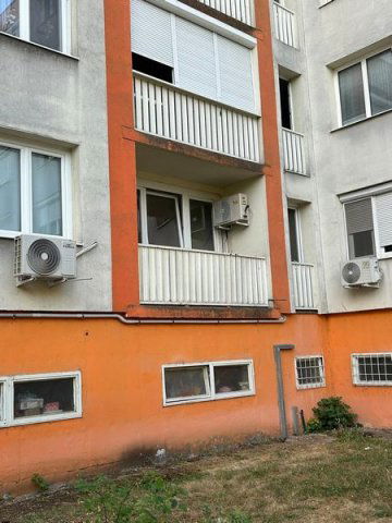 Eladó panellakás, Százhalombattán 52 M Ft, 2 szobás